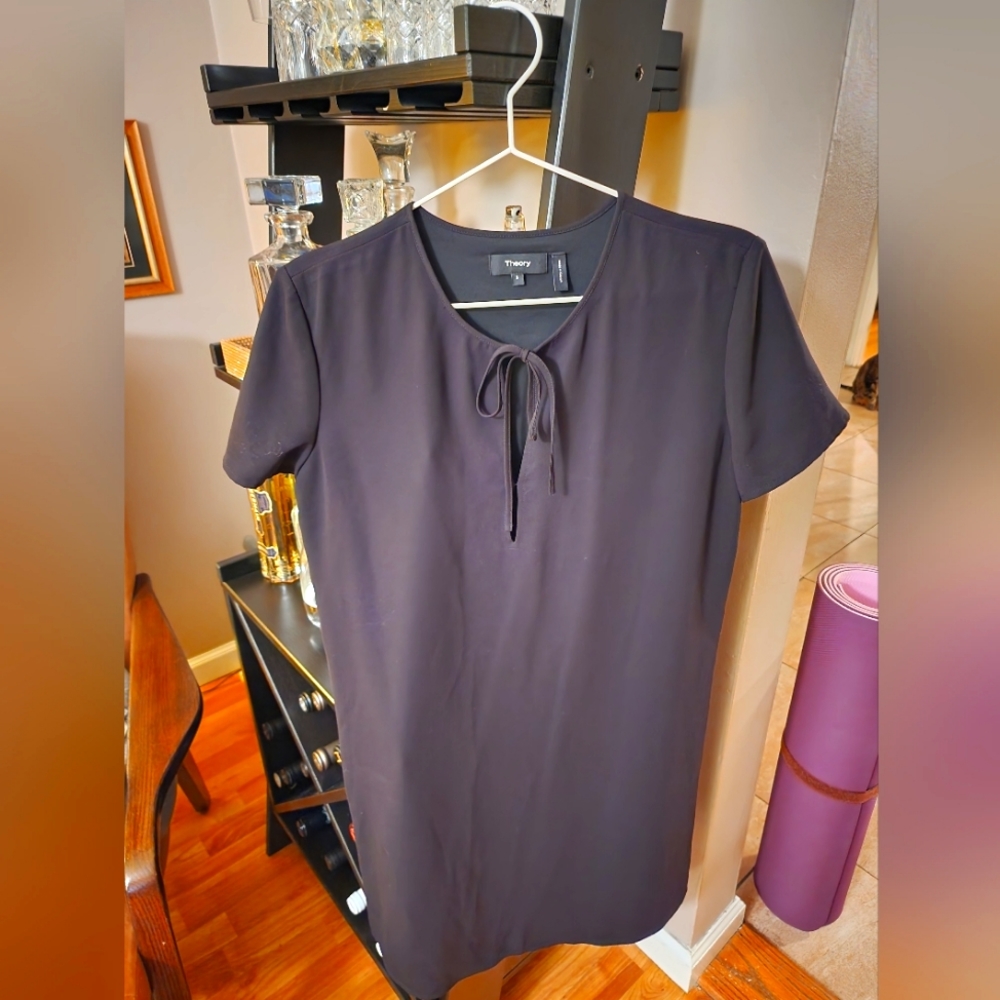 Theory Black Antanzie DT Drapey Crepe Dress EUC Size 6